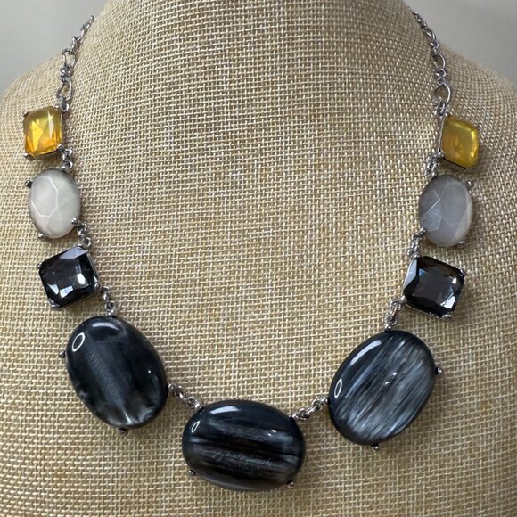Multi-Stone Necklace With Oval Gray Shell Beads & Faceted Yellow/Smoky Quartz St - Picture 1 of 12